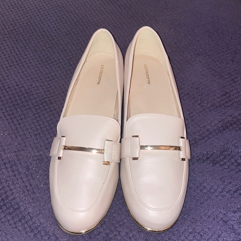 Cleaned | Sanitized | Polished | Liz Claiborne, Womens Cream Flats, Size 10W